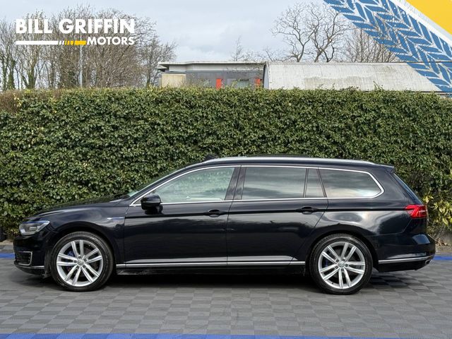 Image for 2016 Volkswagen Passat GTE VARIANT 1.4 HYBRID // OPENING PAN ROOF // APPLE CARPLAY/ANDROID AUTO // DRIVER MASSAGE SEAT