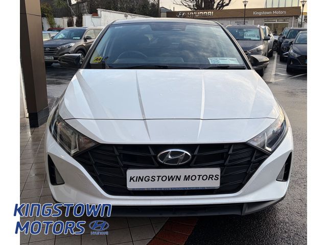 Image for 2022 Hyundai i20 Deluxe 2 Tone