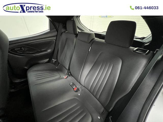 Image for 2021 Toyota Yaris 1.5 HYBRID X Automatic, Reversing camera, Low mileage