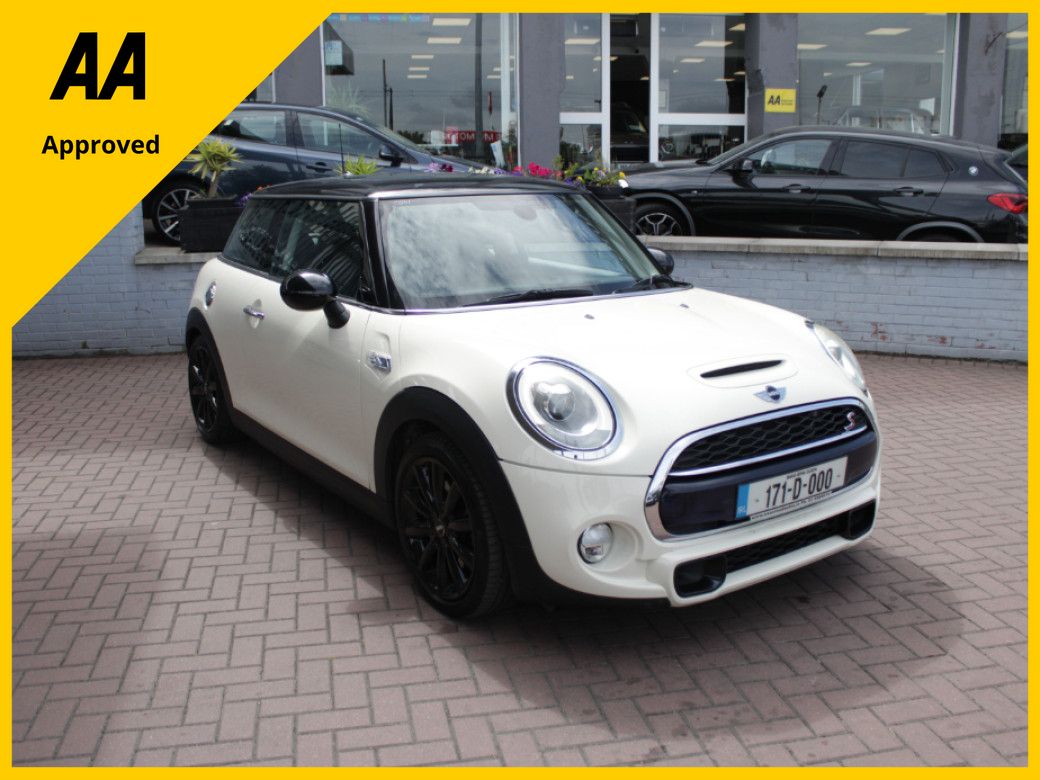 Image for 2017 Mini Cooper S 2.0 5DR HATCHBACK AUTOMATIC // WITH 162, 000 KM'S // BUY WITH CONFIDENCE AA AND SIMI APPROVED DEALER // FINANCE ARRANGED // ALL TRADE INS WELCOME //