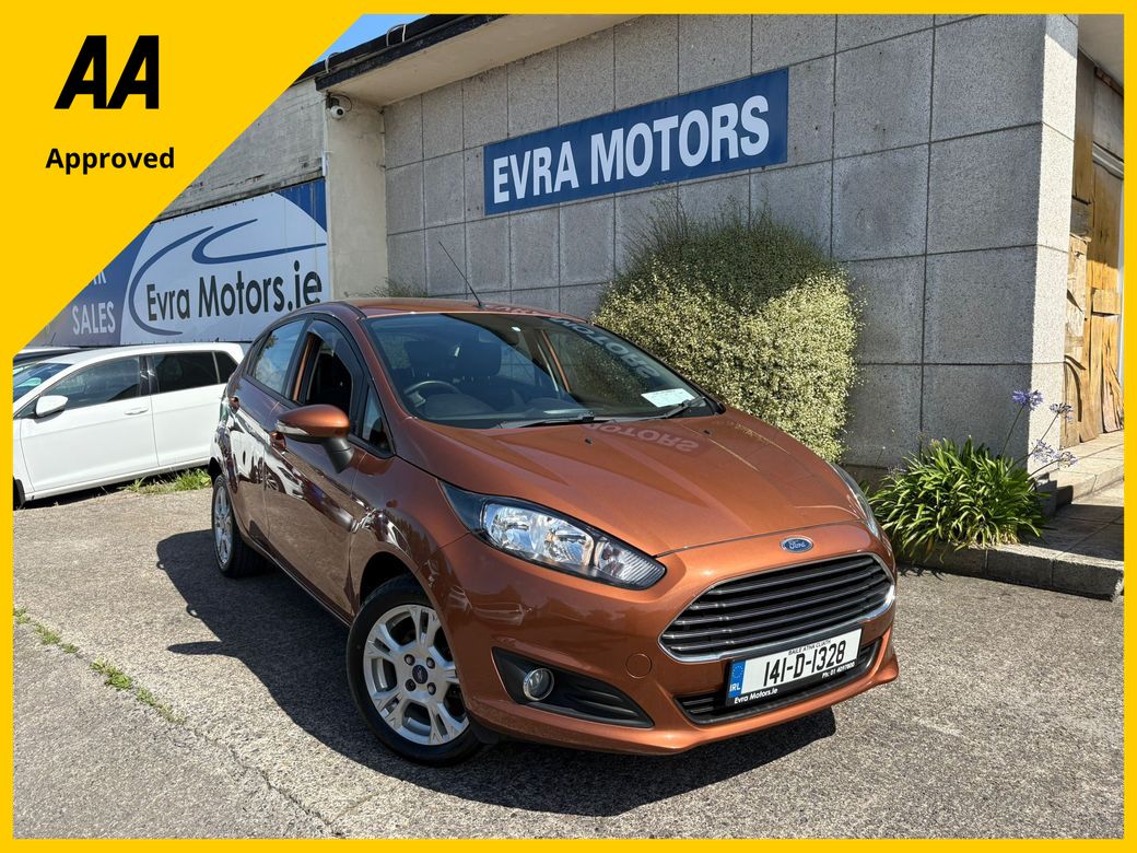 Image for 2014 Ford Fiesta ZETEC 1.0 PETROL //LOW MILES// 