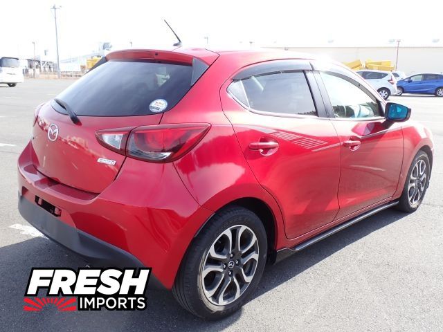 Image for 2015 Mazda Demio *TOURING MODEL WITH KIT*
