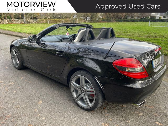 Image for 2009 Mercedes-Benz SLK 200 SLK 200 Kompressor *CONVERTABLE* This Car Is Like New Showroom Condition* Electric Mirrors, Sport-Tuned Suspension, Sports Seats, Climate Control, Cruise Control, Alloy Wheels, Daytime Running Lights,