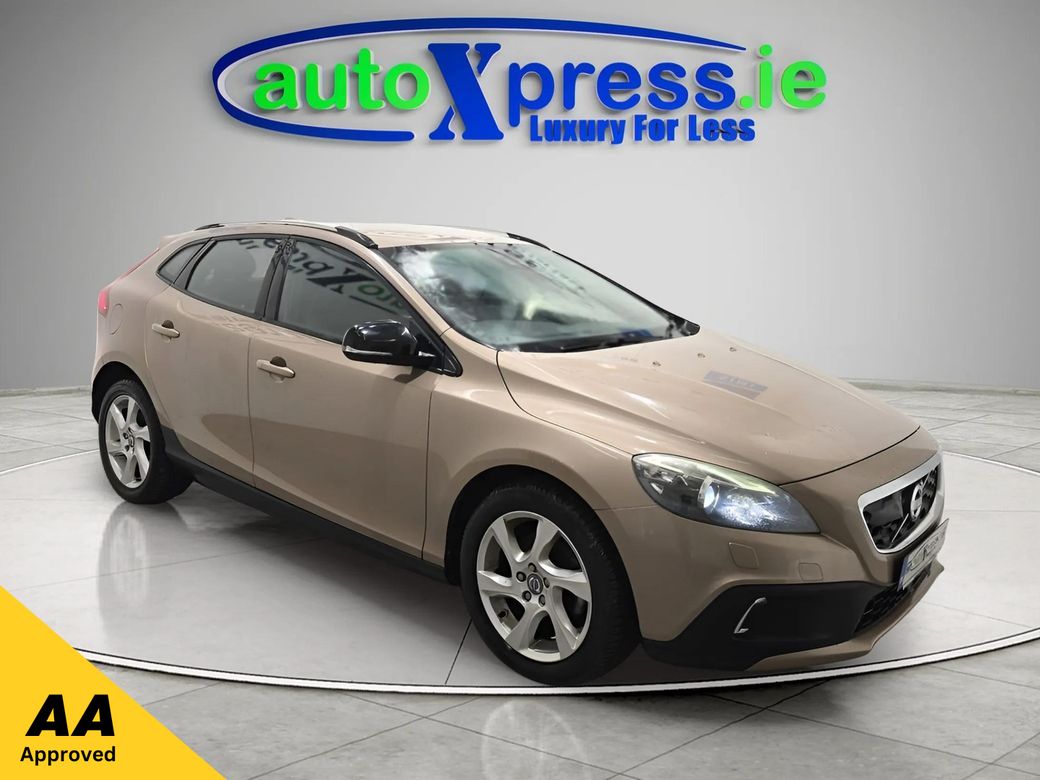 Image for 2014 Volvo V40 1.6 T4 Cross Country Automatic, Reversing camera