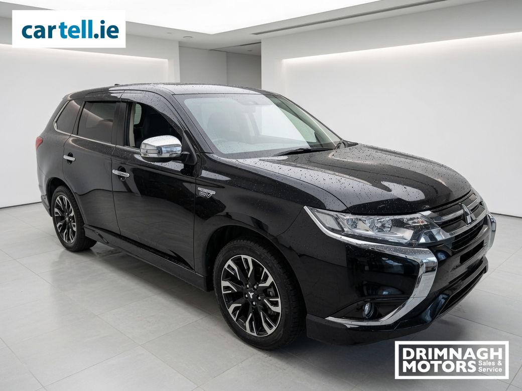 Image for 2017 Mitsubishi Outlander 2.0 HIGH SPEC PHEV WITH FULL LEATHER 