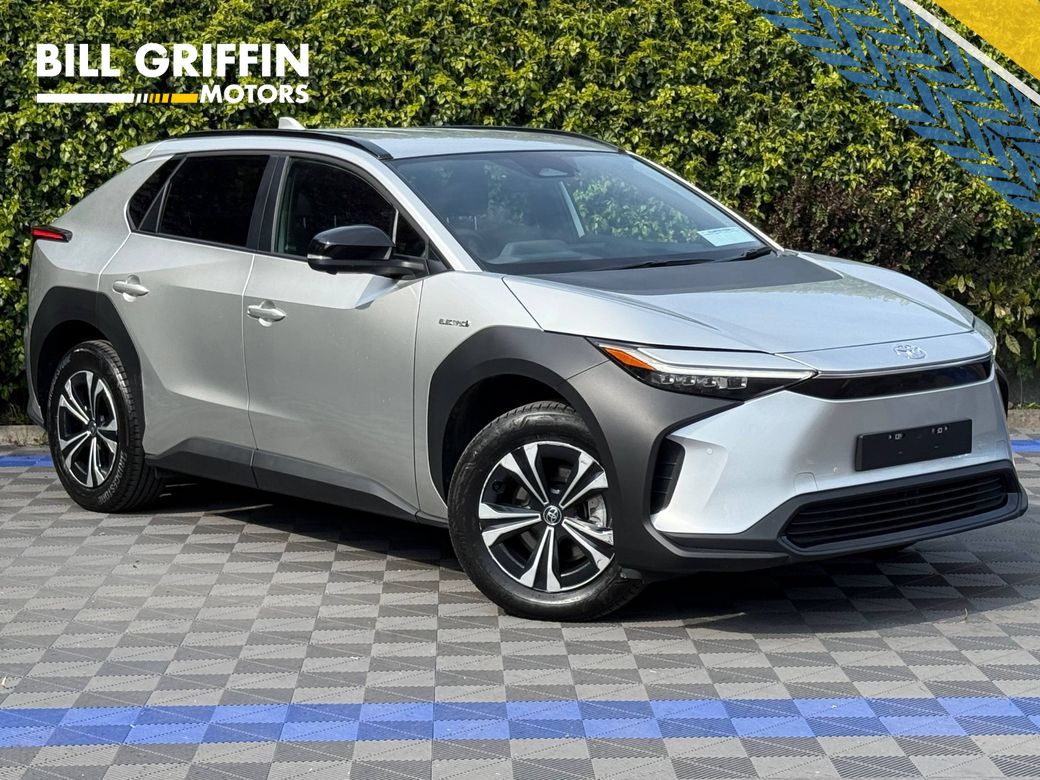 Image for 2024 Toyota bZ4X MOTION // TINY MILEAGE // APPLE CARPLAY/ANDROID AUTO // 360 PARKING CAMERAS