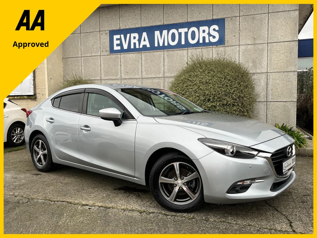 Image for 2018 Mazda Mazda3 AXELA/MAZDA 3 S 1.5 PETROL MANUAL //LOW MILES//BOSE SOUND//KEYLESS ENTRY//REVERSE CAMERA//