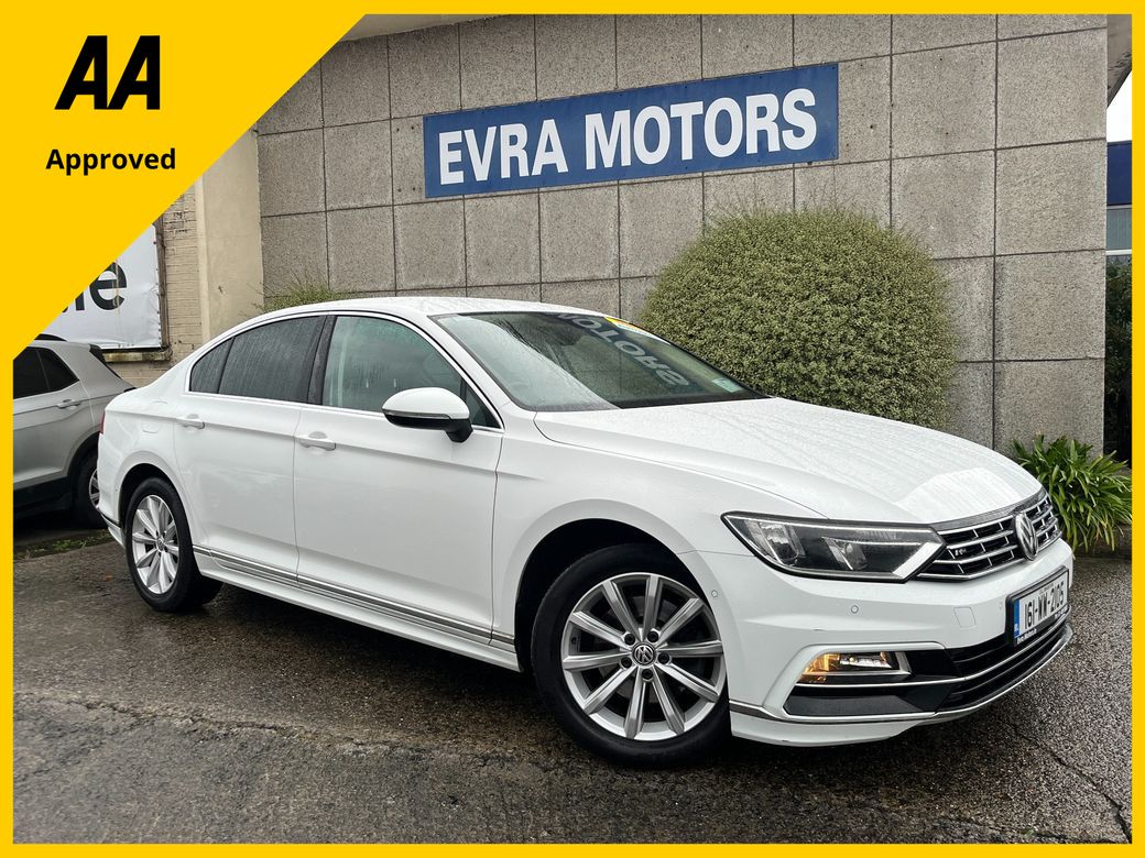 Image for 2016 Volkswagen Passat HIGHLINE 1.6 TDI AUTOMATIC //R-LINE EXTERIOR//FULL LEATHER//REVERSE CAMERA//KEYLESS ENTRY//ADAPTIVE CRUISE CONTROL//HEATED STEERING WHEEL// 