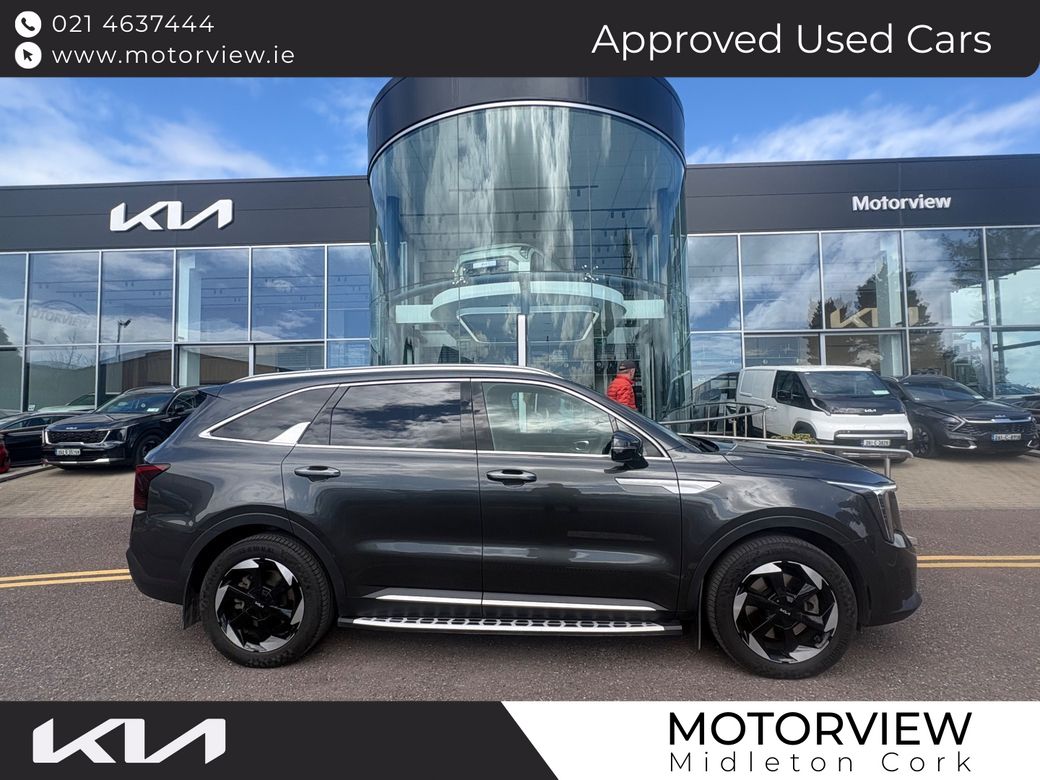 Image for 2025 Kia Sorento DSL PE 7Seater Automatic, Privacy Glass, Apple Car play, Mint condition, Sidesteps, Reversing Camera, Parking Sensors, Low mileage, Sunroof, Smart Cruise Control, Lane departure warning, 