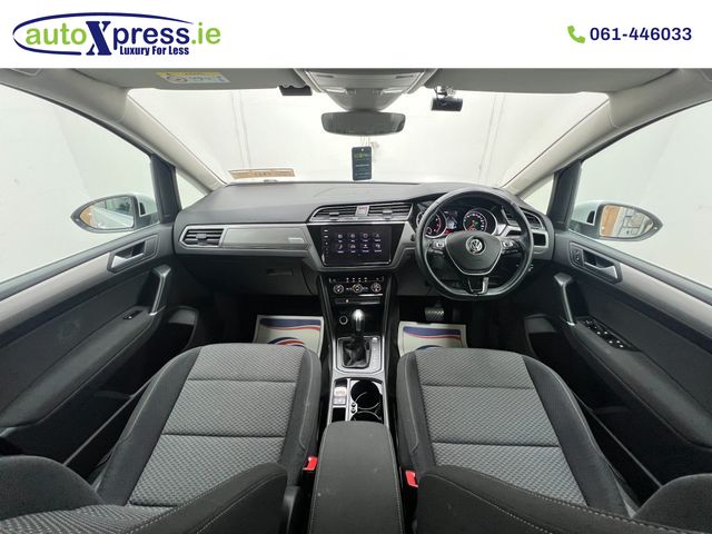 Image for 2020 Volkswagen Touran 7 Seater 1.4 TSI Automatic, Reversing camera