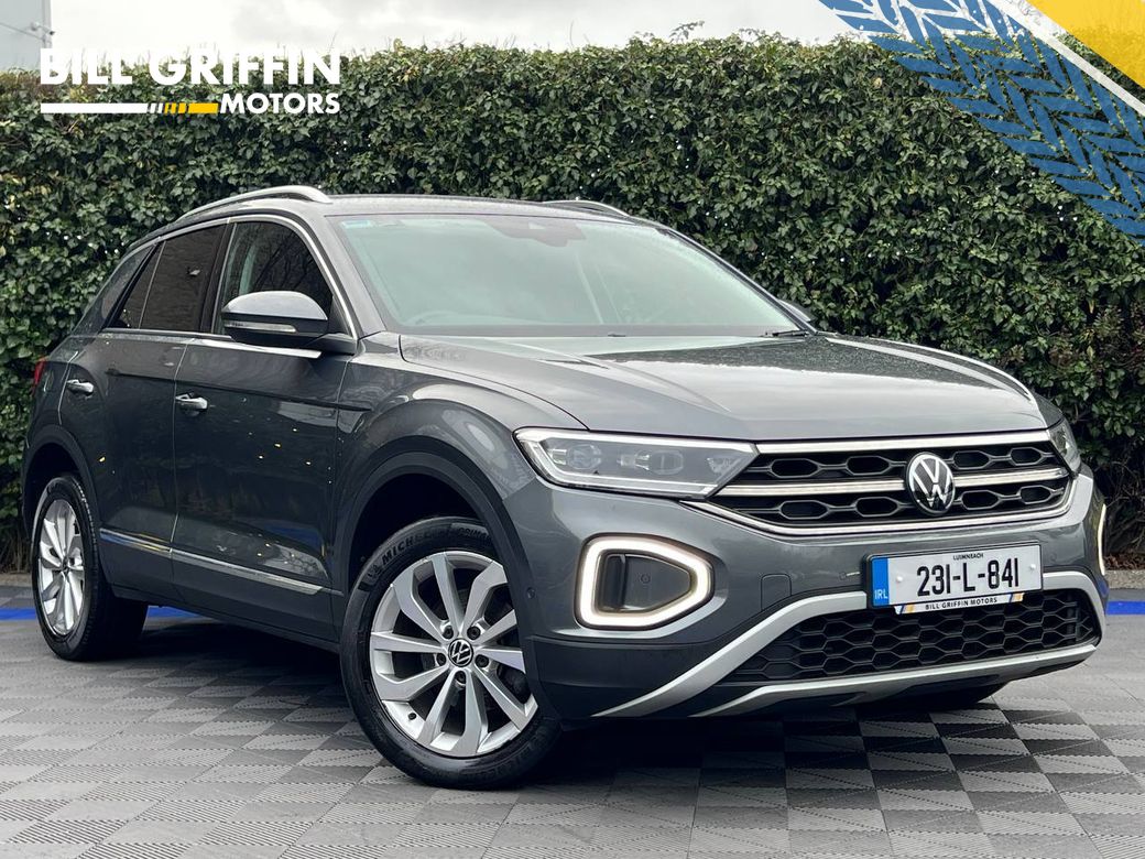 Image for 2023 Volkswagen T-Roc STYLE 2.0 TDI // APPLE CARPLAY/ANDROID AUTO // DIGITAL CLUSTER // ADAPTIVE CRUISE CONTROL