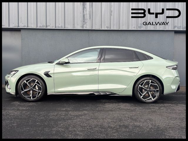 Image for 2025 BYD Seal Design RWD [Shadow Green]