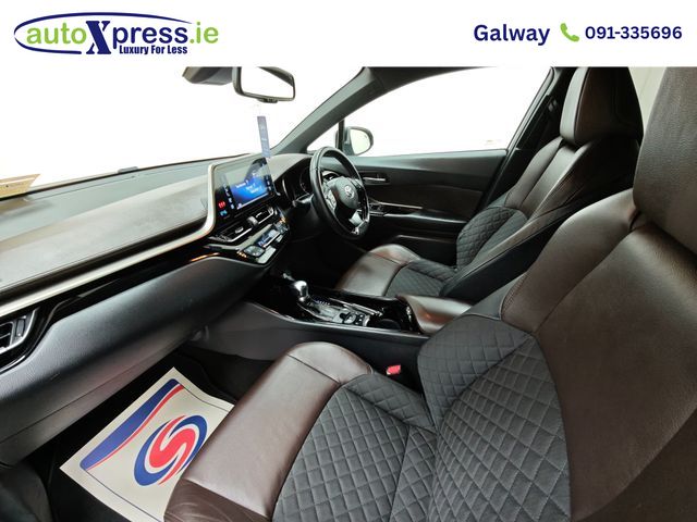 Image for 2018 Toyota C-HR 1.8 Excel CVT Automatic, Reversing camera