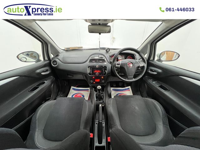 Image for 2015 Fiat Punto 1.4 Easy 3-Door Hatchback