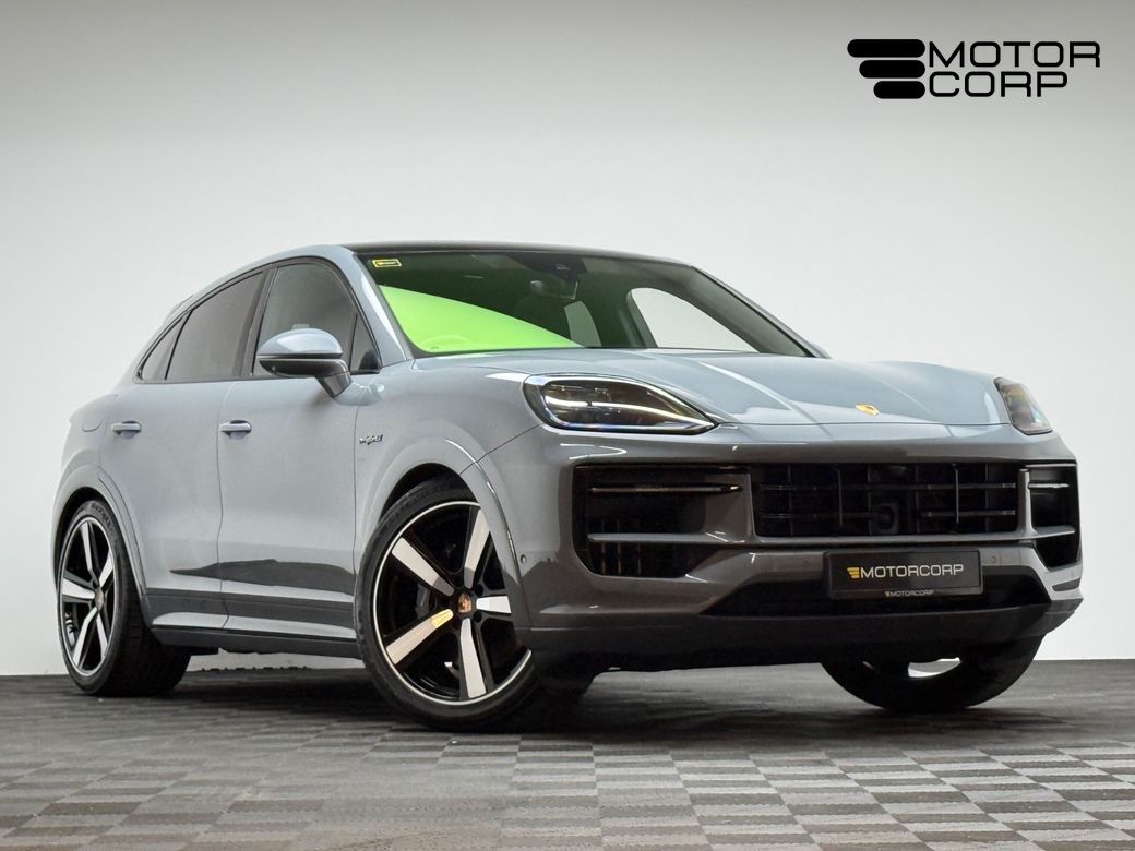 Image for 2025 Porsche Cayenne COUPE 3.0 V6 E-HYBRID
