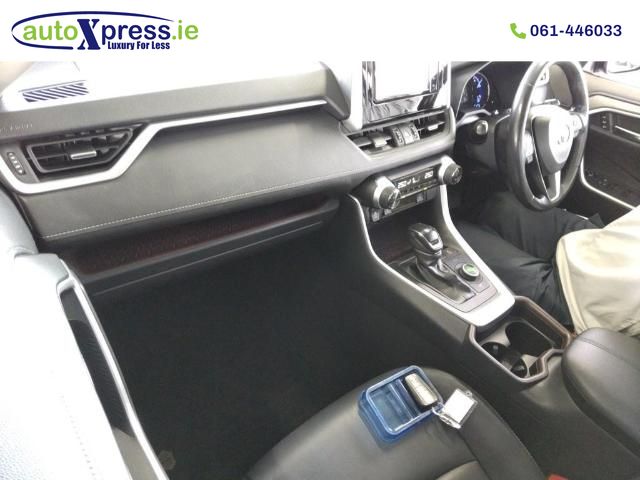 Image for 2020 Toyota Rav4 HYBRID G