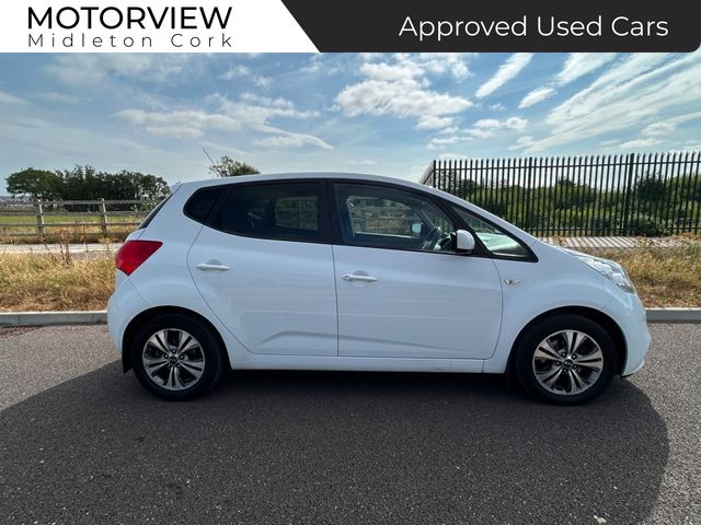 Image for 2016 Kia Venga EX 5DR Automatic Mint condition, 1 owner Aircon, Bluetooth, electric mirrors, Privacy glass, Multifunctional steering wheel, day time running lights parking sensors 
