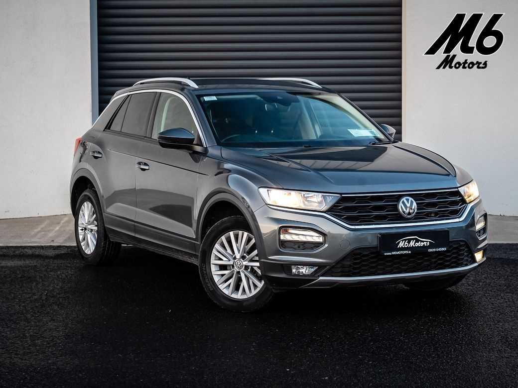 Image for 2020 Volkswagen T-Roc Design 1.5 TSI M6F 150HP 5DR