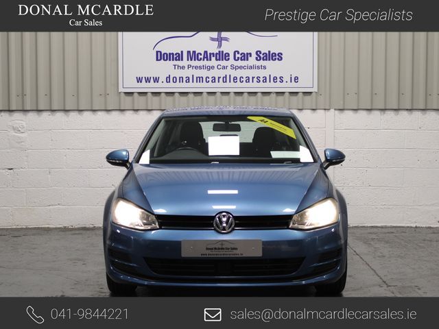 Image for 2016 Volkswagen Golf TRENDLINE