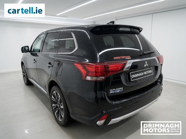 Image for 2018 Mitsubishi Outlander GX3H plug in hybrid 