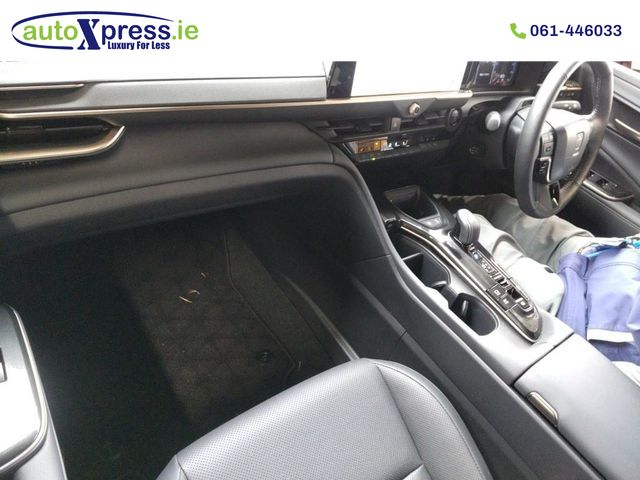 Image for 2024 Toyota Crown 4WD SPORT Z, 360 camera, Ultra Low mileage