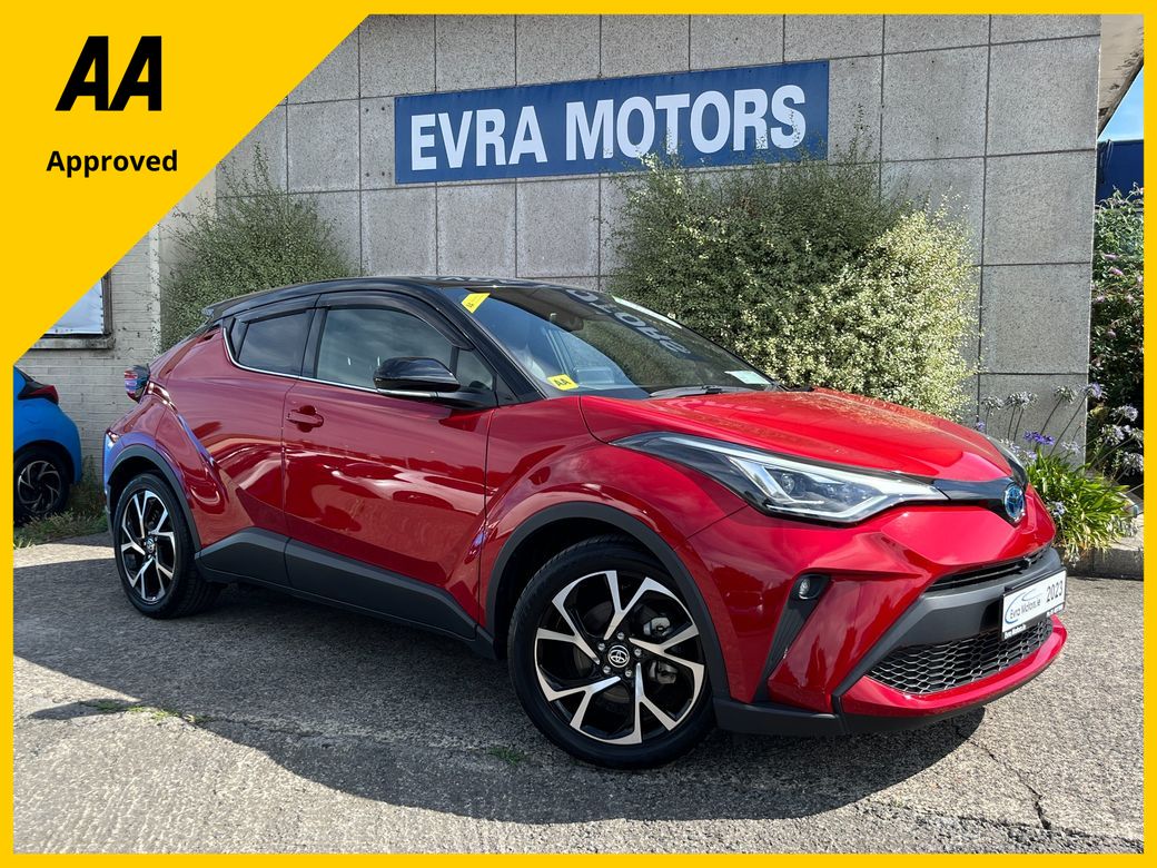 Image for 2023 Toyota C-HR SOL AUTOMATIC HYBRID 1.8 PETROL //HIGH SPEC//VERY LOW MILES//HALF LEATHER HEATED SEATS//360 PARKING CAMERAS//KEYLESS ENTRY//ADAPTIVE CRUISE CONTROL//
