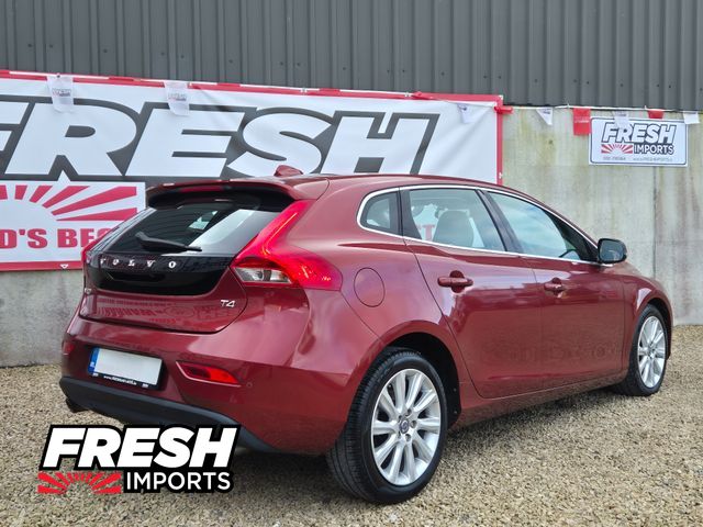 Image for 2014 Volvo V40 