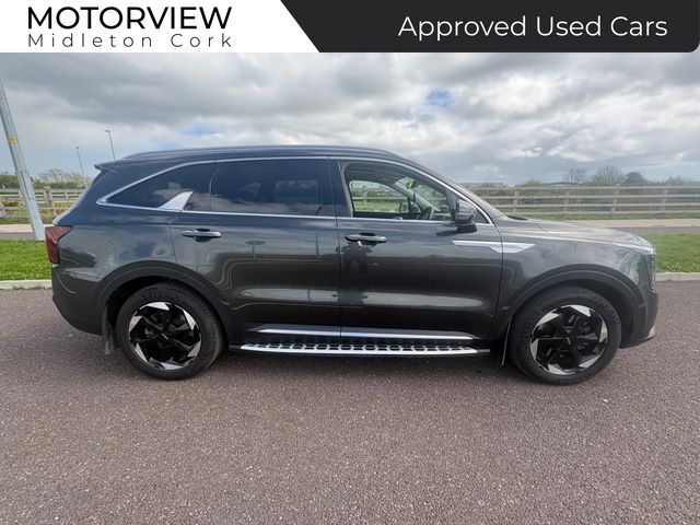 Image for 2025 Kia Sorento DSL PE 7Seater Automatic, Privacy Glass, Apple Car play, Mint condition, Sidesteps, Reversing Camera, Parking Sensors, Low mileage, Sunroof, Smart Cruise Control, Lane departure warning, 