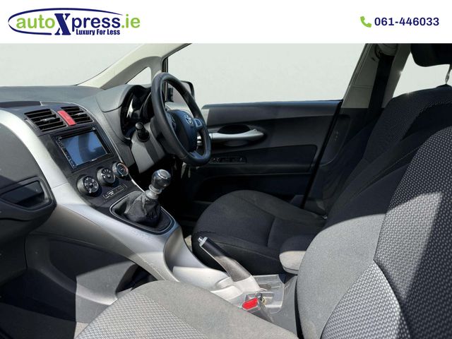 Image for 2011 Toyota Auris 1.33 5DR Luna MY10 4DR