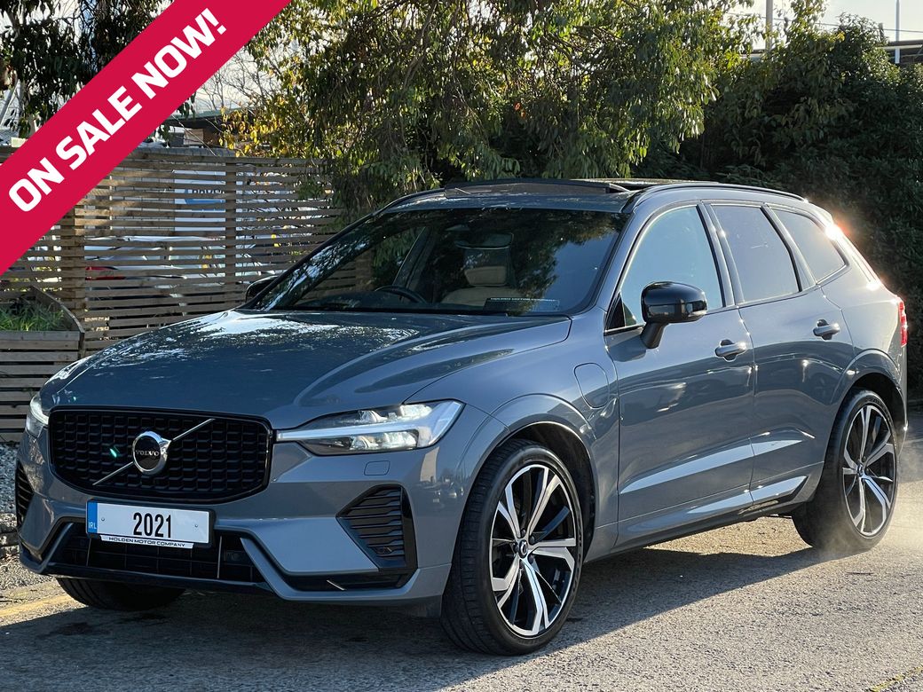 Image for 2021 Volvo XC60 RECHARGE T8 R-DESIGN PRO AWD