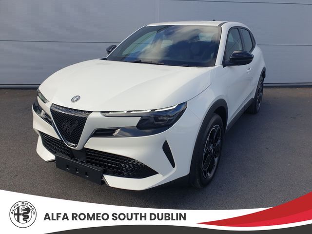 Image for 2025 Alfa Romeo Junior "Elettrica" Model, Fully Electric 54kw