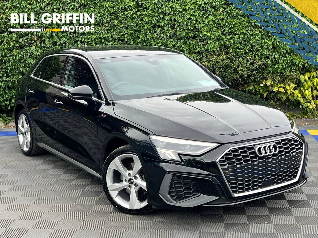 Image for 2023 Audi A3 S-LINE 1.4 HYBRID // APPLE CARPLAY/ANDROID AUTO // LEATHER S-LINE INTERIOR // DIGITAL CLUSTER