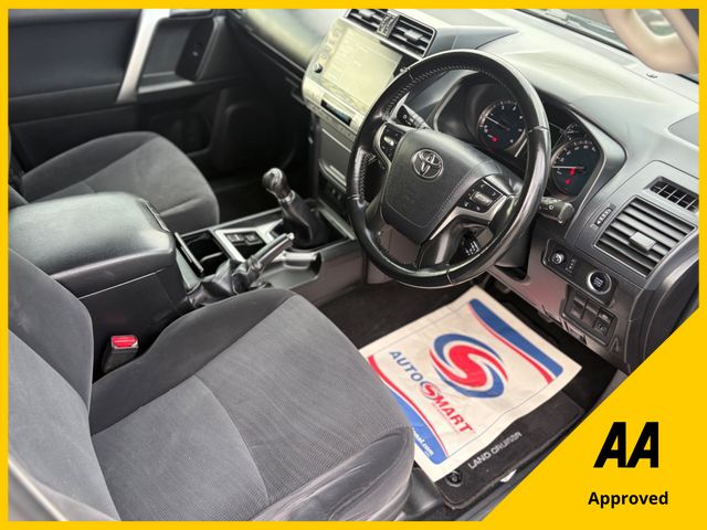 Image for 2023 Toyota Landcruiser 2.8 D4D 204 LWB GX Commercial