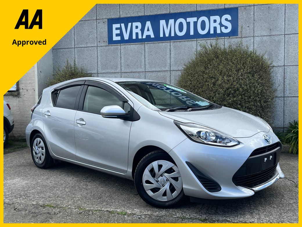 Image for 2020 Toyota Aqua S AUTOMATIC HYBRID 1.5 PETROL //REVERSE CAMERA//KEYLESS ENTRY//