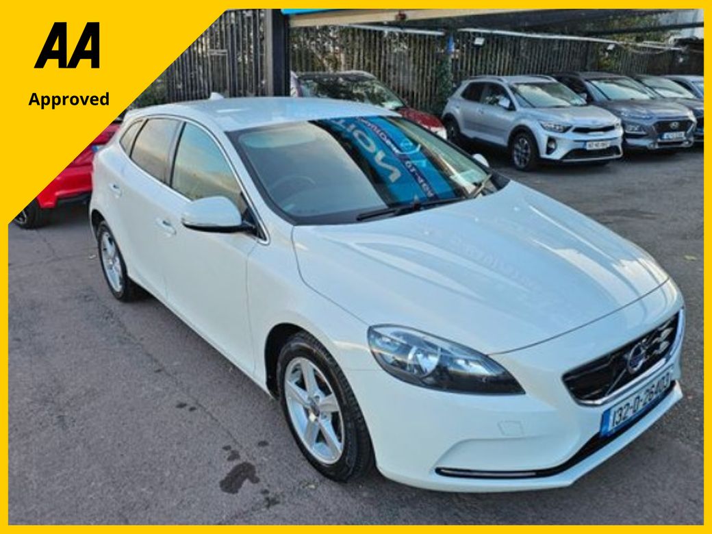 Image for 2013 Volvo V40 1.6 PETROL, AUTOMATIC, LOW MILEAGE, WARRANTY, 5 STAR REVIEWS
