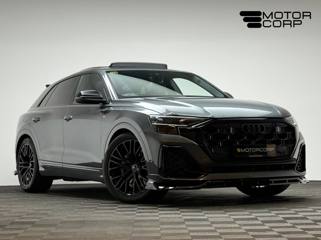 Image for 2025 Audi Q8 BLACK ED S LINE 55 TFSI E QUATTRO *PAN ROOF*