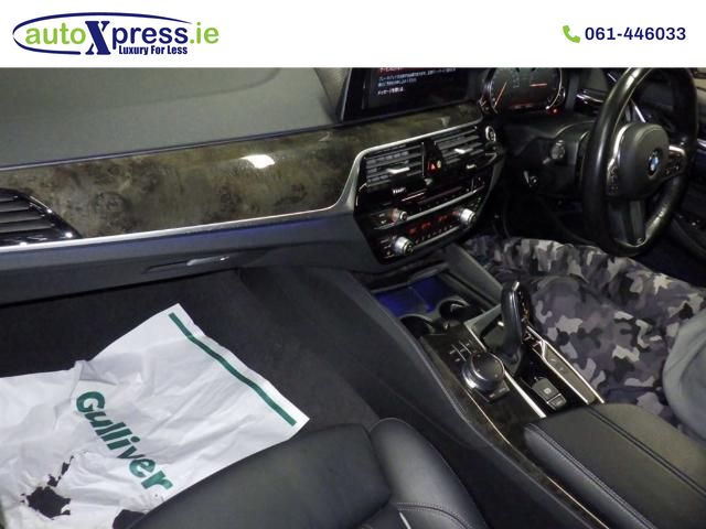 Image for 2018 BMW 5 Series 523D M-SPORT Automatic, Reverse camera