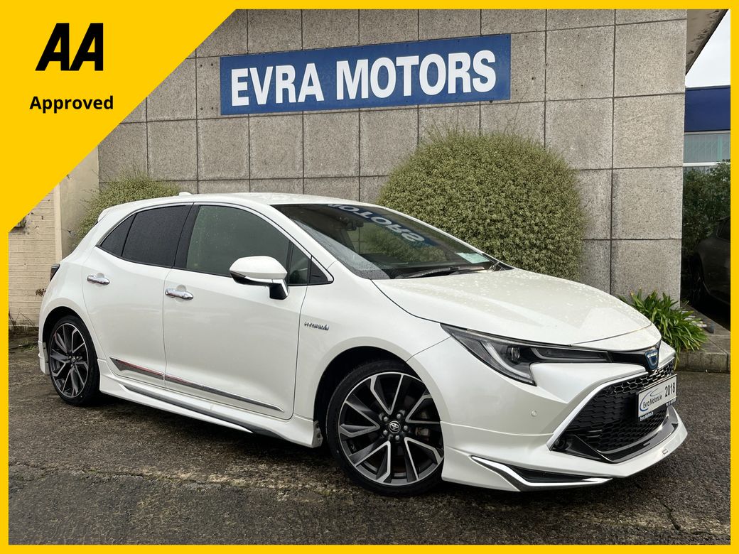 Image for 2018 Toyota Corolla MODELLISTA AUTOMATIC HYBRID 1.8 PETROL //HIGH SPEC//HEAD UP DISPLAY//KEYLESS ENTRY//ADAPTIVE CRUISE CONTROL// 