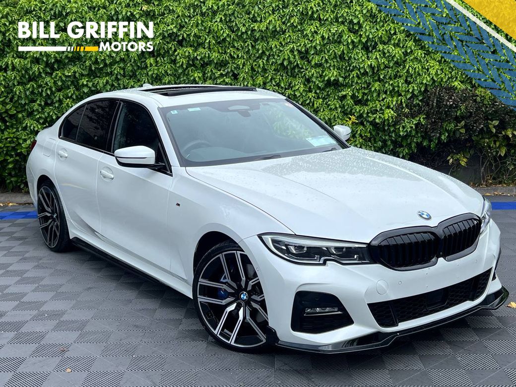 Image for 2020 BMW 3 Series 330e M-SPORT COMPETITION 2.0 HYBRID // OPENIN SUNROOF // FULL SERVICE HISTORY // LEATHER/ALCANTARA INTERIOR