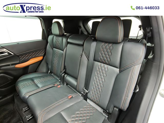 Image for 2023 Mitsubishi Outlander PHEV 4WD, 7 Seats, Low mileage, Reversing camera