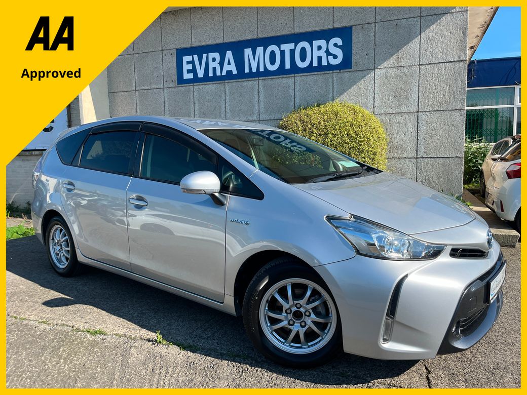 Image for 2017 Toyota Prius Alpha 7 SEATER AUTOMATIC HYBRID 1.8 PETROL //LOW MILES//