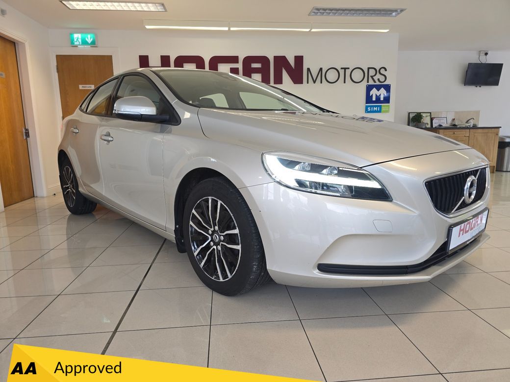 Image for 2016 Volvo V40 D2 Momentum Edition 5DR H/B