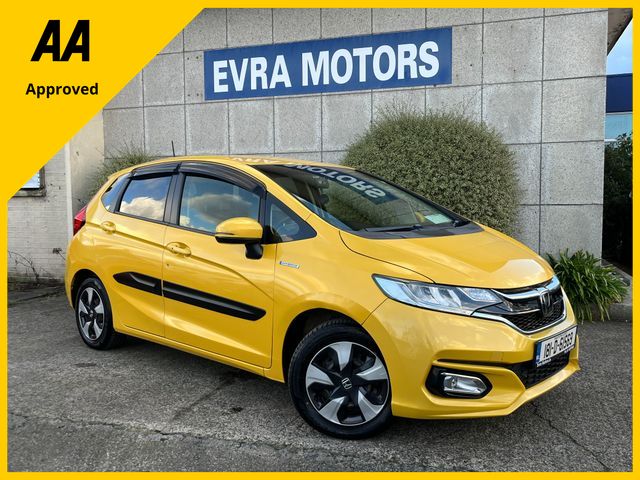 Image for 2018 Honda Fit AUTOMATIC HYBRID 1.5 PETROL //LOW MILES//KEYELSS ENTRY//ADAPTIVE CRUISE CONTROL//REVERSE CAMERA//