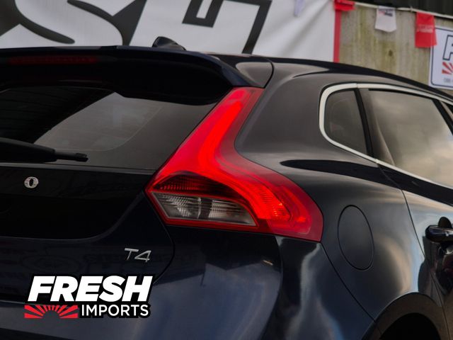 Image for 2015 Volvo V40 