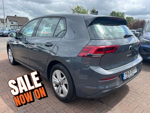 Image for 2023 Volkswagen Golf Life 1.0 TSI 110HP 5DR