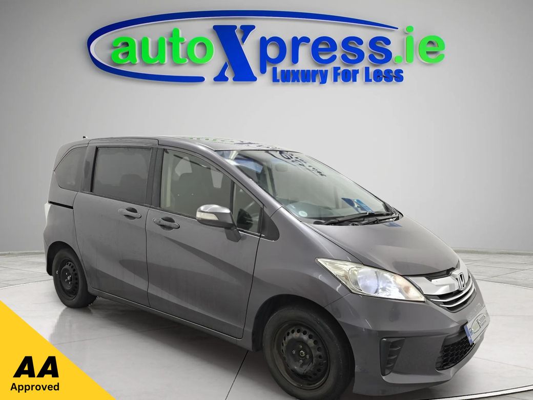 Image for 2016 Honda Freed 7 SEATER 1.5 G Auto, Reversing camera