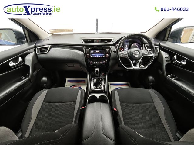 Image for 2019 Nissan Qashqai 1.5 DSL SV DCT Automatic, Reversing camera, Panoramic roof