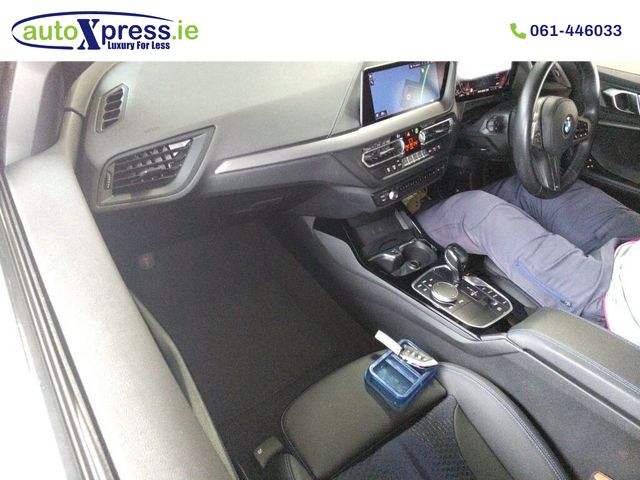 Image for 2020 BMW 1 Series 118D M-SPORT EDITION JOY+ Automatic, Reversing camera