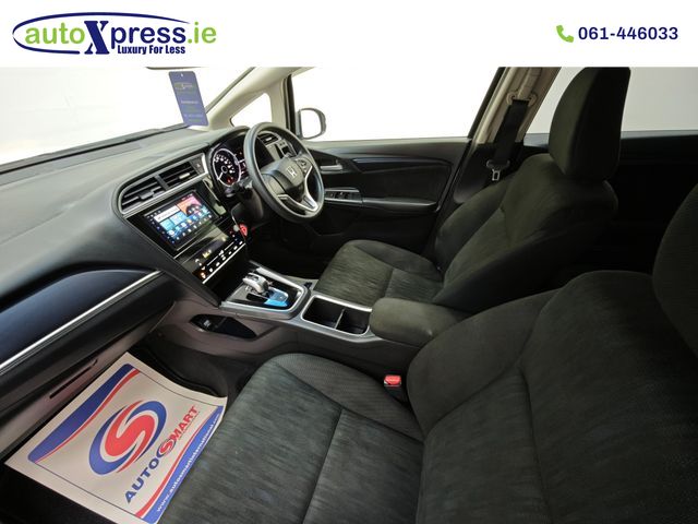 Image for 2021 Honda Shuttle 1.5 SELF CHARGING HYBRID Automatic, Reversing camera