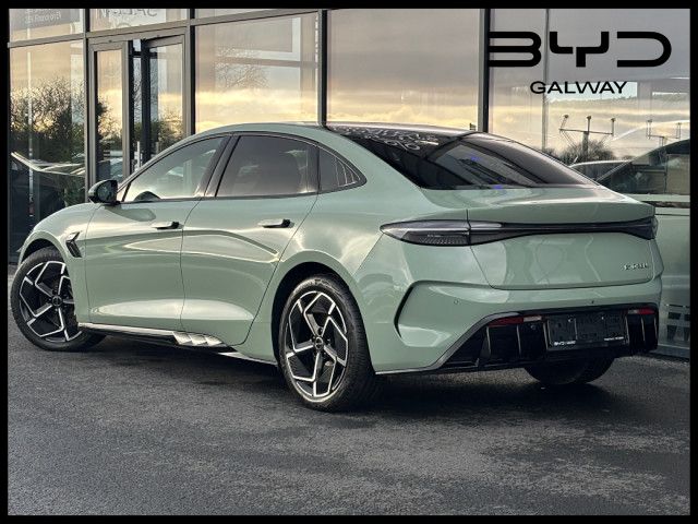 Image for 2025 BYD Seal Design RWD [Shadow Green]